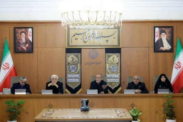 پزشکیان ایران آماده همکاری تمام عیار با شورای همکاری خلیج فارس است