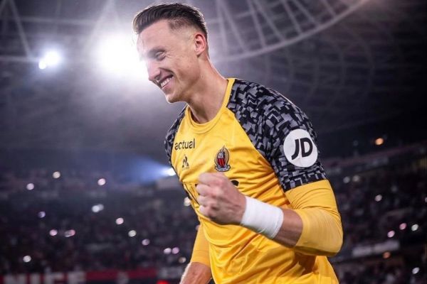 دروازهبان موفق لیگ فرانسه در آستانه انتقال به تیم متمول عربستانی