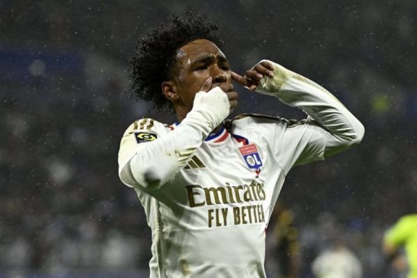  در دو راهی چلسی و لیورپول؛ بررسی عملکرد مالیک فوفانا در لیون