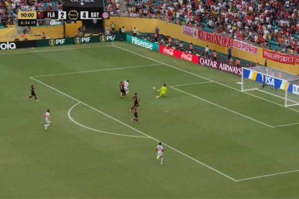  عکس؛ فرصت‌سوزی مهاجم بایرن مونیخ در آخرین بازی برای این تیم