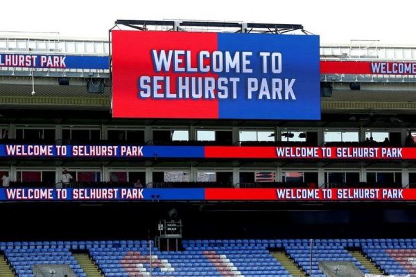 تعویق جلسه یوفا برای تعیین وضعیت سهمیه اروپایی کریستال پالاس