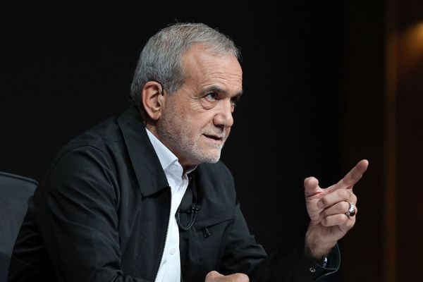  ترند  پزشکیان به جمهوری آذربایجان سفر می‌کند