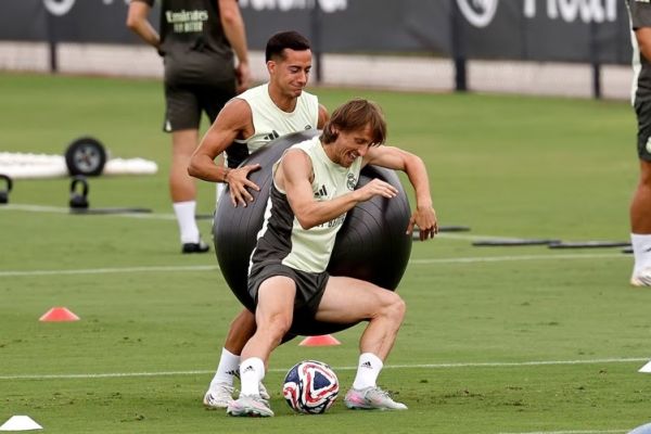 عکس؛ دو بازیکنی که آخرین روزهای حضور در رئال مادرید را سپری میکنند