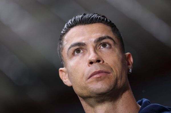 رونالدو هدیههای گرانقیمتی به بازیکنان و کادر فنی رئال مادرید میداد