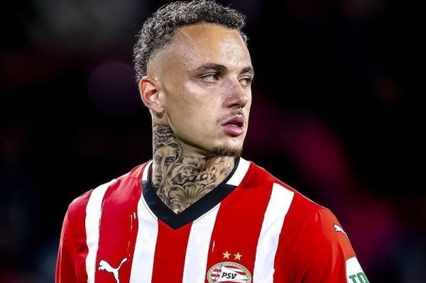  غیررسمی؛ وینگر هلندی آیندهوون راهی ناپولی شد