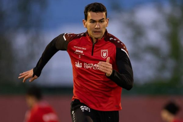  ادعای یک خبرگزاری  توافق استقلال با مدافع ازبکستانی