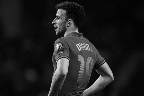  یک دقیقه سکوت در یورو زنان به احترام ژوتا