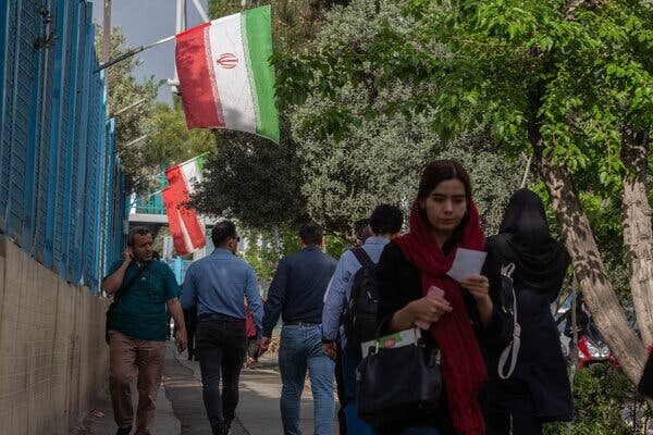  نیویورک‌تایمز  ایران حالا برای دیدار با آمریکایی‌ها شرط دارد