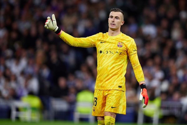 جدایی دروازهبان ذخیره بارسلونا قطعی است