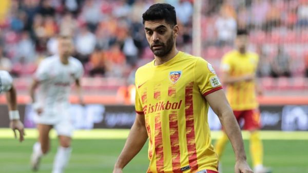 علی کریمی میخواهد استقلالی شود؛ کایسری ساز مخالف میزند