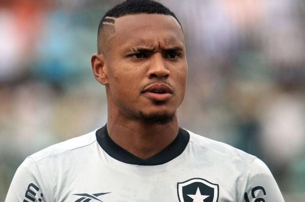 سنگربان برزیلی، جدیدترین عضو لیست خرید منچستریونایتد