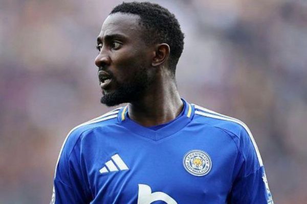  تمایل منچستریونایتد به جذب هافبک دفاعی نیجریه‌ای لسترسیتی