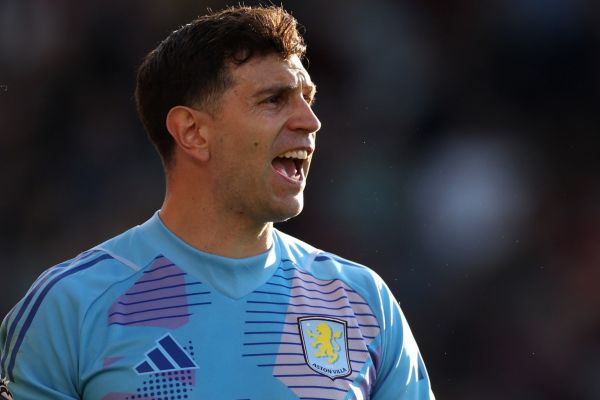  امیلیانو مارتینز گزینه خوبی برای چلسی نیست