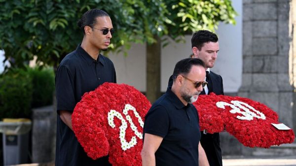  برگزاری مراسم خاکسپاری ژوتا و برادرش در پرتغال  عکس