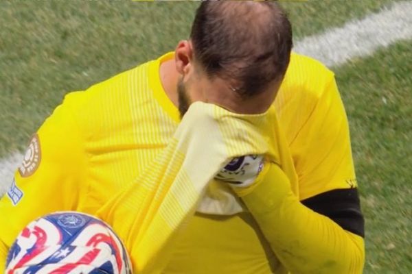 گریههای دوناروما در لحظه حادثه مصدومیت وحشتناک موسیالا