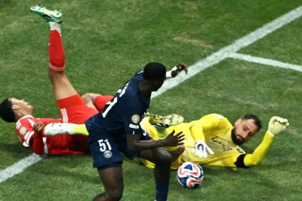  انتقاد تند مدیرورزشی بایرن مونیخ از دوناروما پس از مصدومیت جدی موسیالا