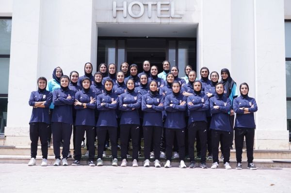  گزارش تصویری  اعزام تیم ملی فوتبال بانوان ایران به مشهد