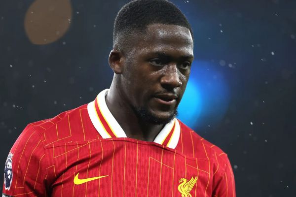 مدافع فرانسوی لیورپول میخواهد راه آرنولد را برود