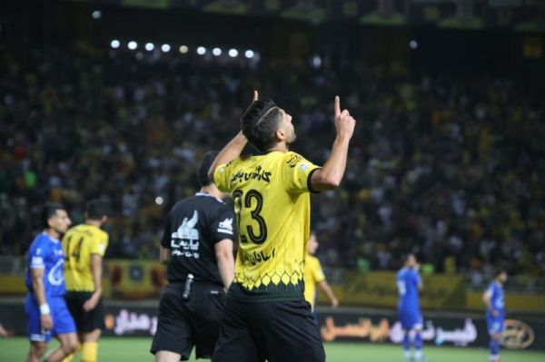  ساز جدایی محبی کوک است؛ خبری از افزایش قرارداد نیست