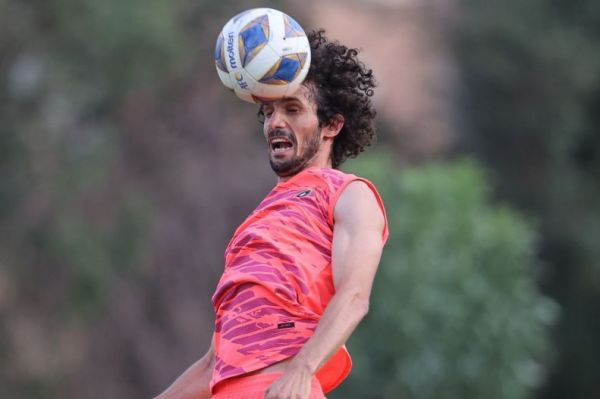  تنها بازیکن خارجی تمرین سپاهان  عکس