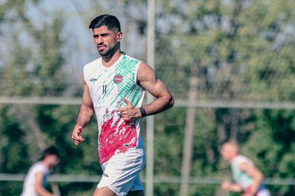 پیراهن تمرینی تراکتور؛ به رنگ پرچم ایران