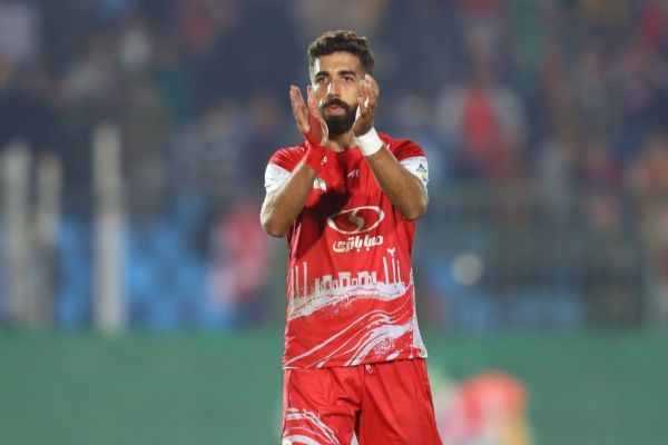  مدافع اسبق پرسپولیس و اولین تصویر با پیراهن تراکتور  عکس