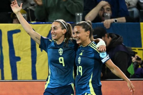  صعود زودهنگام زنان سوئد و آلمان به مرحله حذفی اروپا