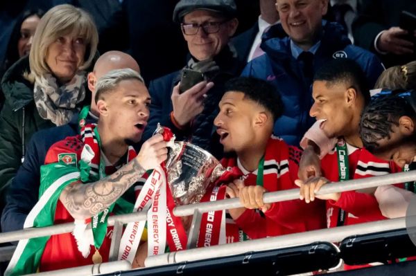  خروجی بزرگ از اولدترافورد؛ منچستریونایتد آماده است تا اولین نفر از پنج بازیکن مازاد خود را بفروشد