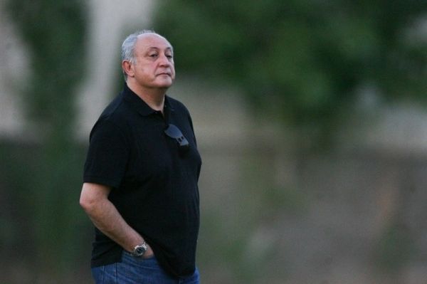  فریبا  به نظر من طاهری سرپرست استقلال می‌شود