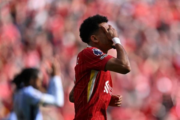 ستاره خط حمله لیورپول درخواست خروج داده است