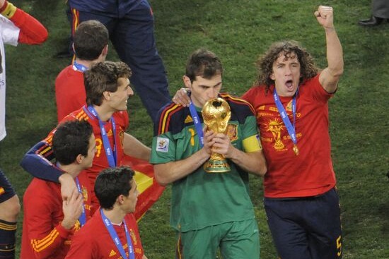 نوستالژی ۱۵ سال از تنها قهرمانی اسپانیا در جام جهانی گذشت