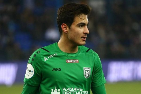  مشکل بزرگ طاهری برای حضور در پیکان