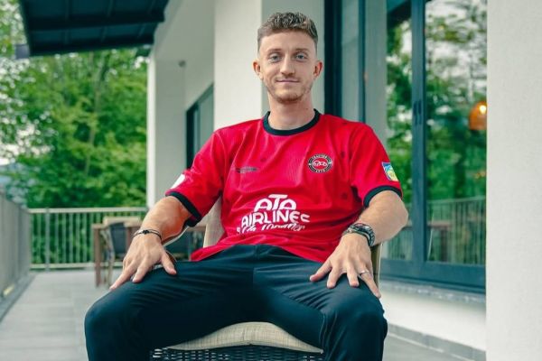  کروات جدید لباس تراکتور بر تن کرد  عکس