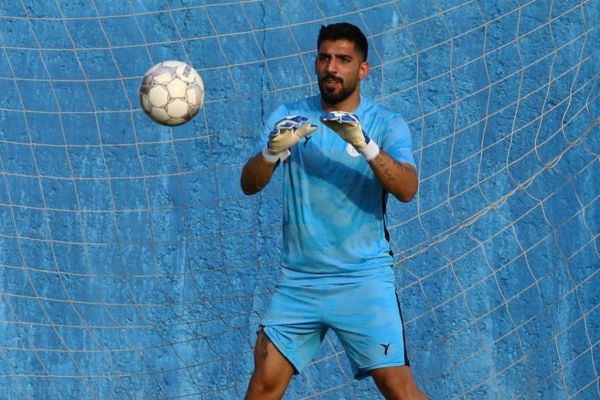 تایید خبر فوتبالی فرعباسی مجوز خروج از کشور نگرفت