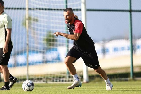 تمرین ۱۰۰ دقیقهای هاشمیان برای سرخپوشان