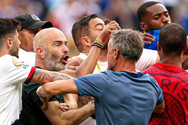  واکنش متفاوت لوئیس انریکه و انزو مارسکا به درگیری‌های فینال جام باشگاه‌های جهان