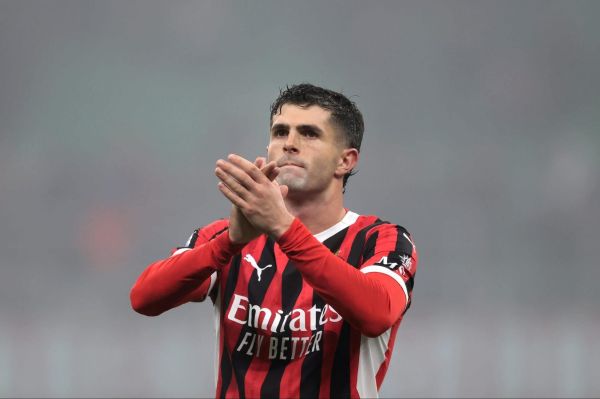  گاتزتا تکذیب کرد؛ ستارۀ میلان به تیم رونالدو نخواهد رفت