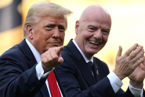  ترامپ  شاید قانونی برای تغییر نام فوتبال در آمریکا ایجاد کنم