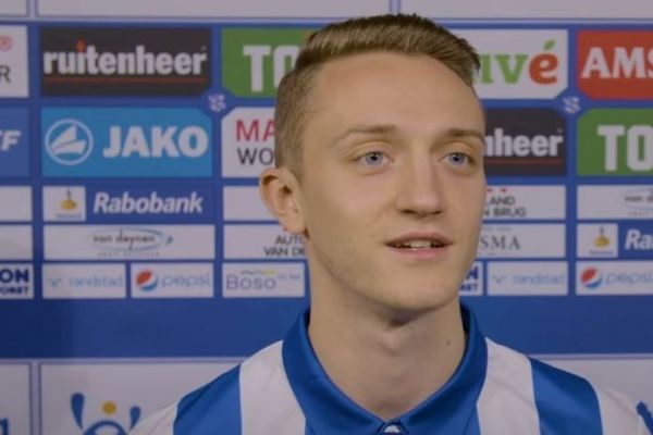  خرید خارجی تراکتور فارغ التحصیل روزنامه‌نگاری است