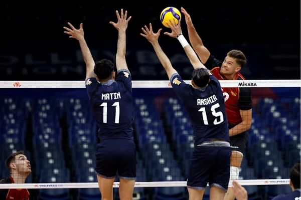  برگزاری نخستین تمرین تیم ملی والیبال در بهترین ساعت