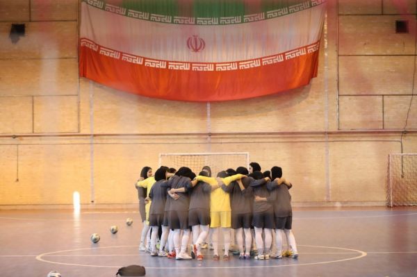  توسلی  با قلب‌هایی سرشار از تعهد و غیرت برای پرچم ایران می‌جنگیم