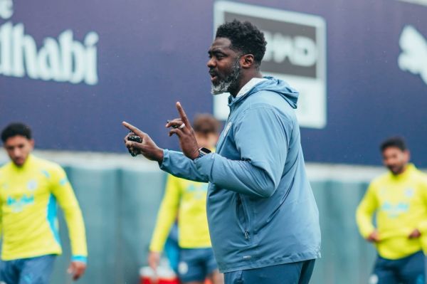 رسمی؛ مدافع سابق منچسترسیتی دستیار گواردیولا شد