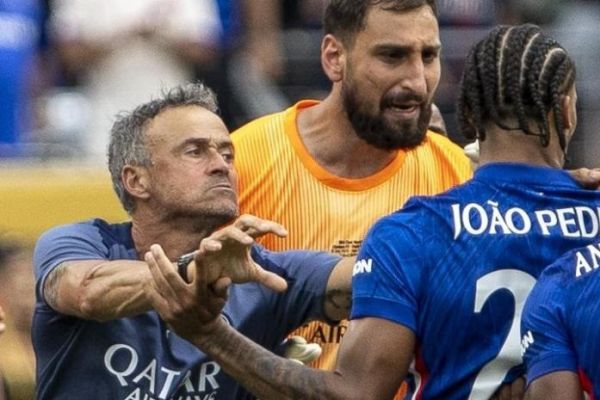  حمایت ستاره سابق رئال مادرید از انریکه پس از درگیری با پدرو