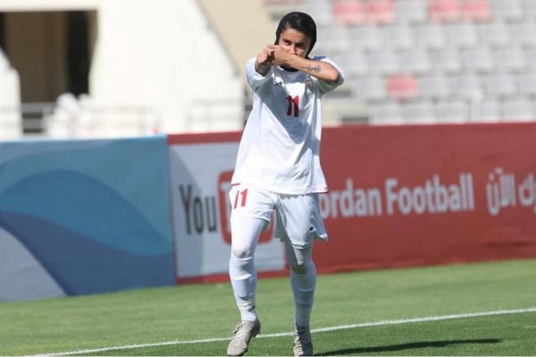 روز درخشان نگین مقابل بوتان