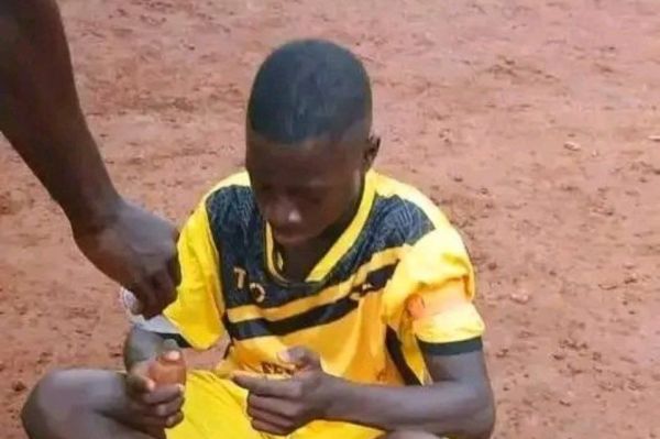  ادای احترام کودک سنگالی به دیوگو ژوتا