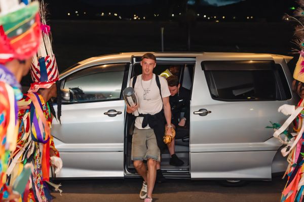 استقبال باشکوه از کول پالمر در سنتکیتس و نویس