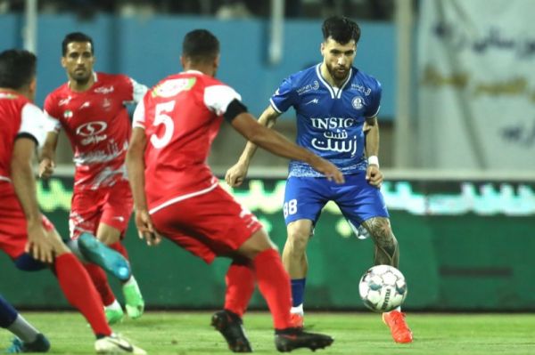 هافبک سابق استقلال خوزستان به خیبر پیوست