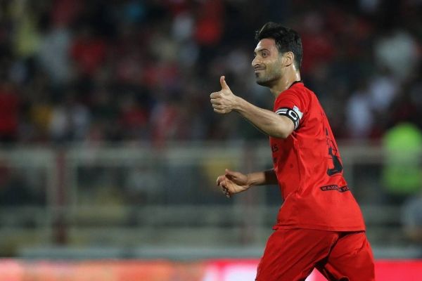  حمله شدیداللحن خلیل‌زاده به شبکه یک، شبکه سه و رسانه‌ها