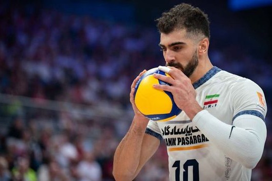  اسماعیل‌نژاد امتیازآورترین بازیکن دیدار ایران و لهستان