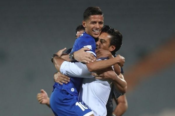  قایدی در راه فرهاد؛ سقف تو امارات نیست